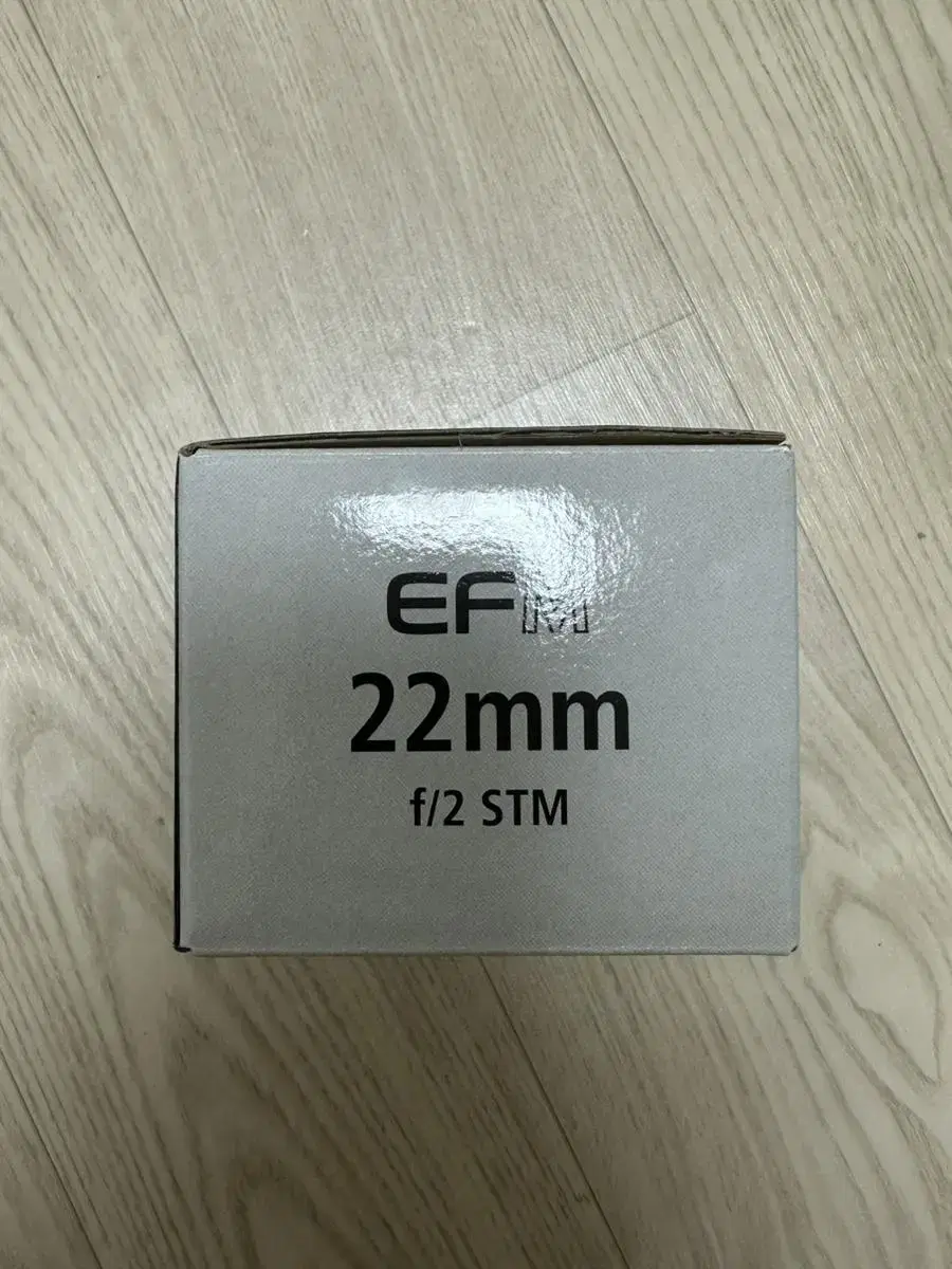 캐논 efm 22mm 새제품 블랙 단렌즈 판매